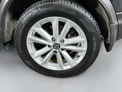 Used 2019 Nissan Rogue Sport SV w/ Technology Package AWD/4WD image 29