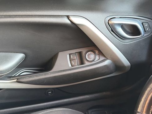 Used 2018 Chevrolet Camaro LS RWD image 22