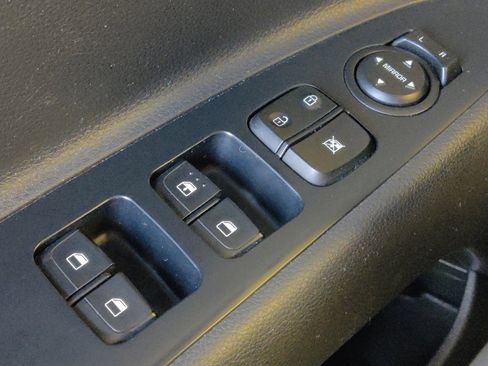 Used 2022 Kia Rio S FWD image 33