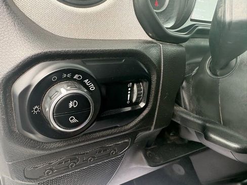 Used 2025 Jeep Gladiator Sport AWD/4WD image 28