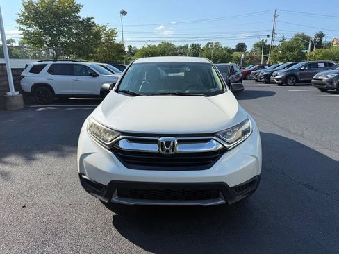 Used 2018 Honda CR-V LX image 9