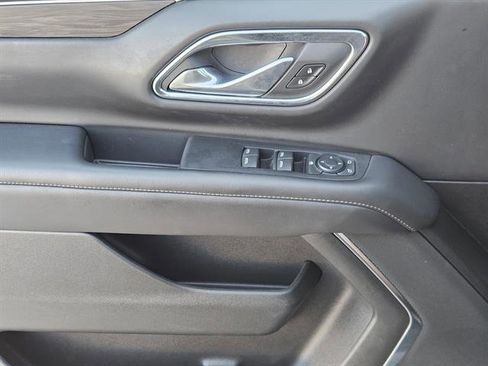 Used 2023 Chevrolet Suburban LS image 15