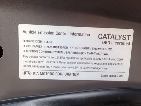 Used 2007 Kia Amanti w/ Leather Pkg FWD image 38