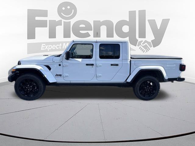 Used 2024 Jeep Gladiator Sport AWD/4WD image 2