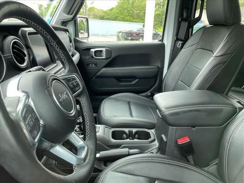 Used 2023 Jeep Wrangler Unlimited Sahara w/ Cold Weather Group AWD/4WD image 2