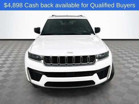 New 2026 Jeep Grand Cherokee Limited AWD/4WD image 2