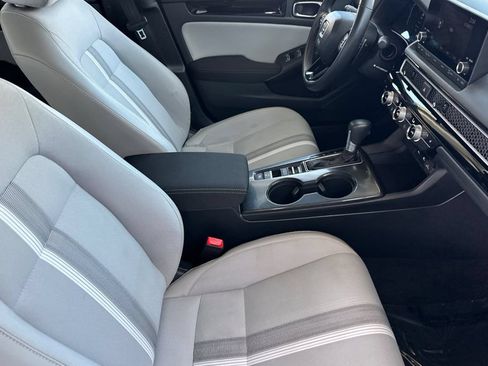 Certified 2025 Honda Civic Sport image 16
