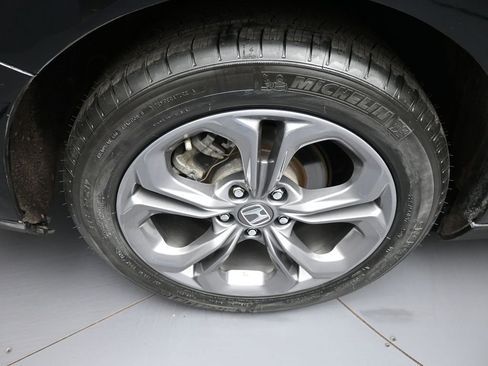 Certified 2023 Honda Accord EX image 12