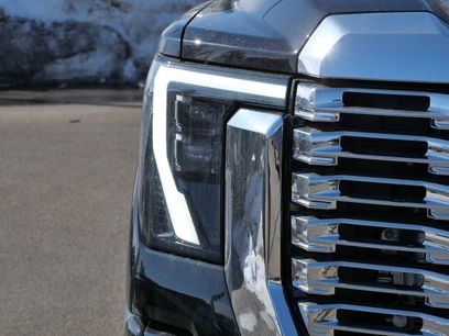 New 2026 GMC Sierra 3500 Denali w/ Denali Reserve Package