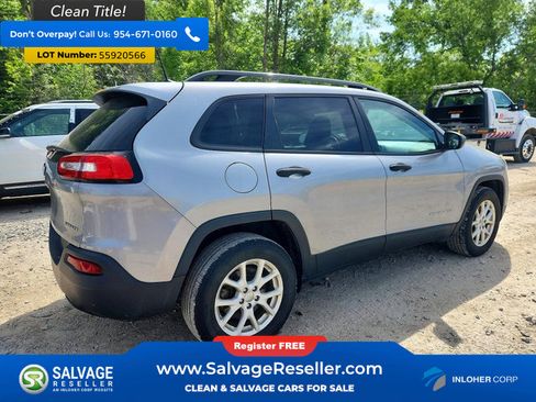 Used 2016 Jeep Cherokee Sport w/ Cold Weather Group AWD/4WD image 4