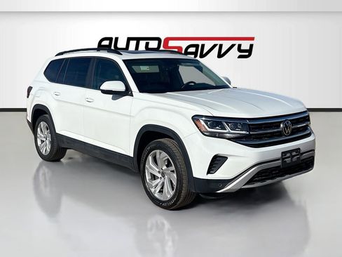 Used 2023 Volkswagen Atlas SE image 1