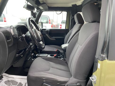 Used 2013 Jeep Wrangler Sport image 32