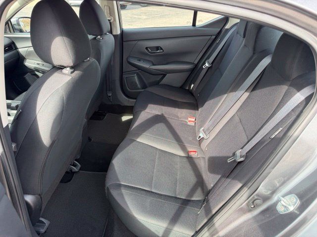Used 2025 Nissan Sentra S FWD image 9