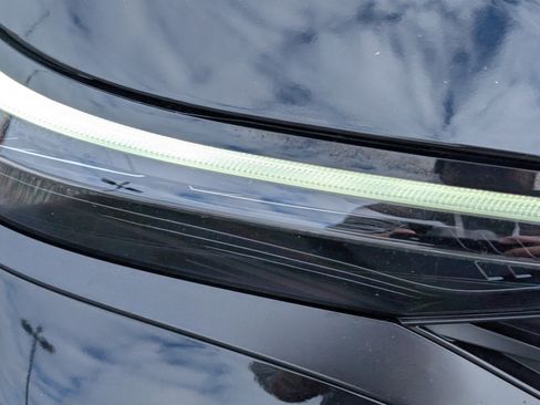 Used 2025 Hyundai Elantra SEL image 5