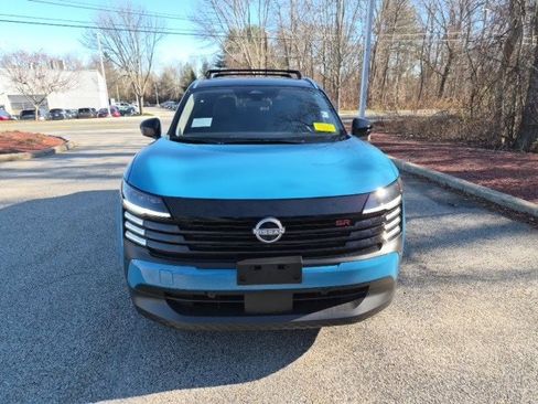 New 2026 Nissan Kicks SR image 3