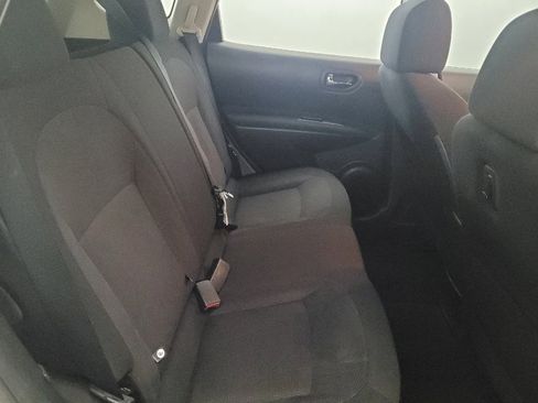 Used 2015 Nissan Rogue S w/ Convenience Package AWD/4WD image 19