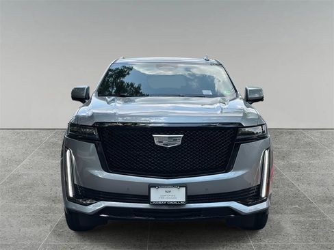 Certified 2024 Cadillac Escalade ESV Sport w/ LPO, ONYX Package image 8