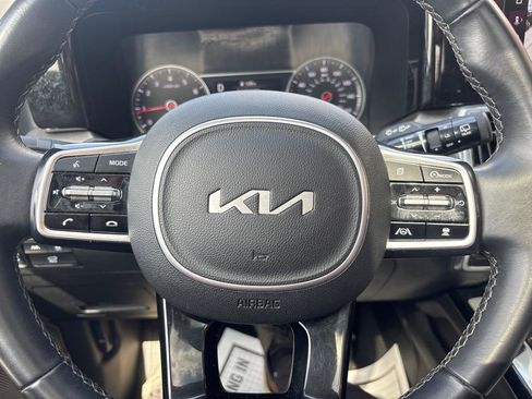 Used 2022 Kia Sorento SX AWD/4WD image 30
