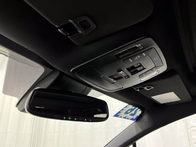 Certified 2026 Toyota Sienna XLE Woodland Edition AWD/4WD image 25