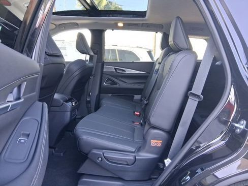 New 2026 INFINITI QX60 Luxe w/ Cargo Package image 21