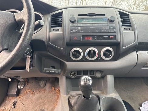 Used 2009 Toyota Tacoma 2WD Regular Cab image 10