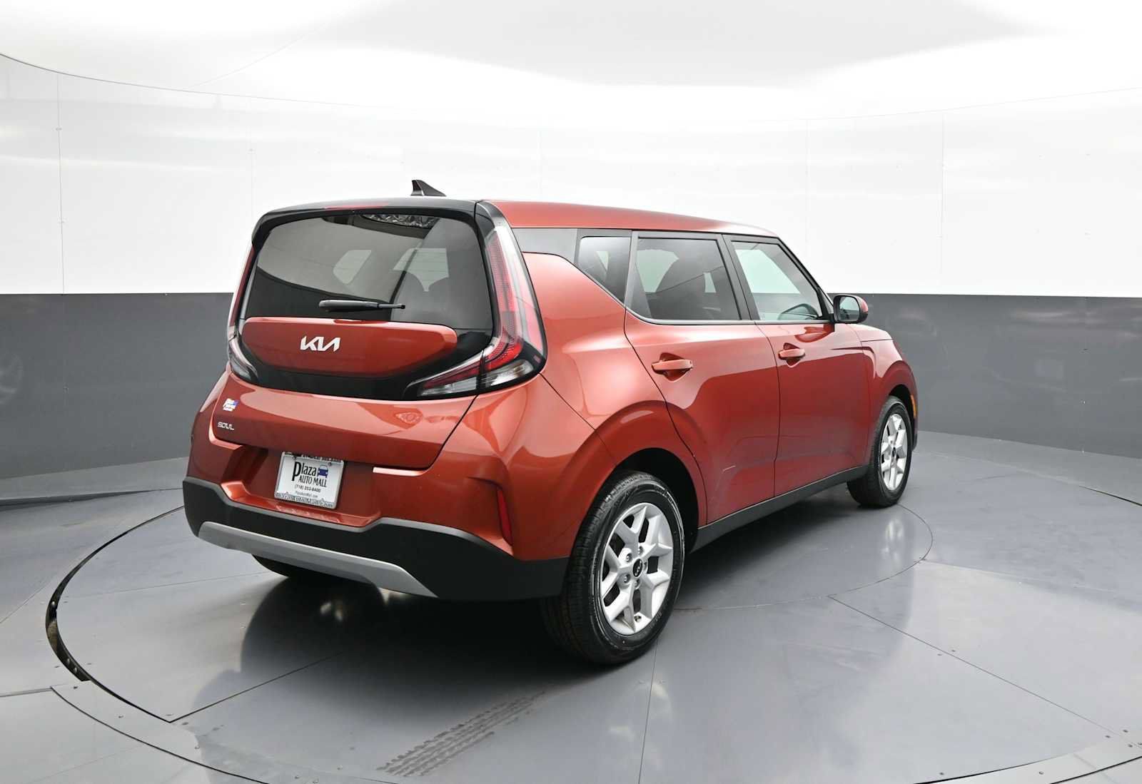 Certified 2023 Kia Soul LX w/ Option Group 015 FWD image 6