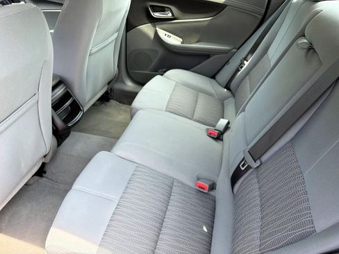 Used 2016 Chevrolet Impala LS FWD image 7