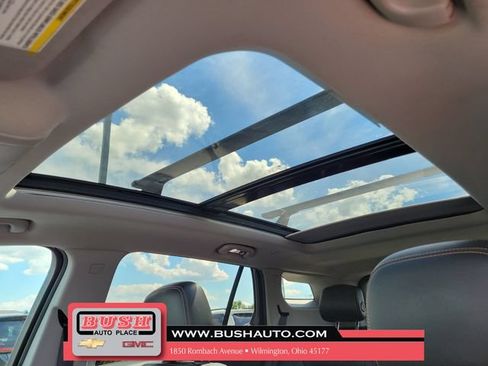 Used 2019 GMC Terrain SLT w/ Preferred Package AWD/4WD image 31