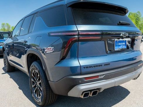 Used 2024 Chevrolet Traverse Z71 AWD/4WD image 8