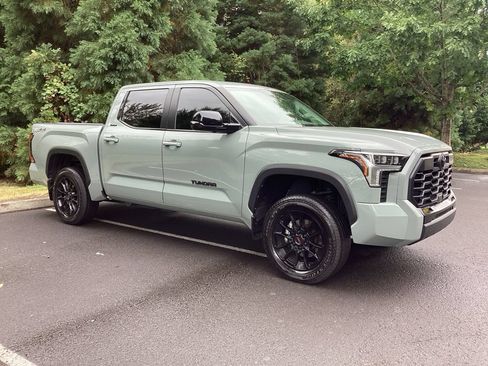 Used 2024 Toyota Tundra Limited w/ TRD Off-Road Package AWD/4WD image 7