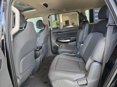 New 2026 Kia EV9 Light RWD image 16