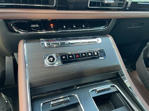 New 2026 Lincoln Aviator Reserve AWD/4WD image 18