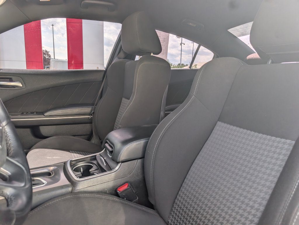 Used 2020 Dodge Charger R/T RWD image 7