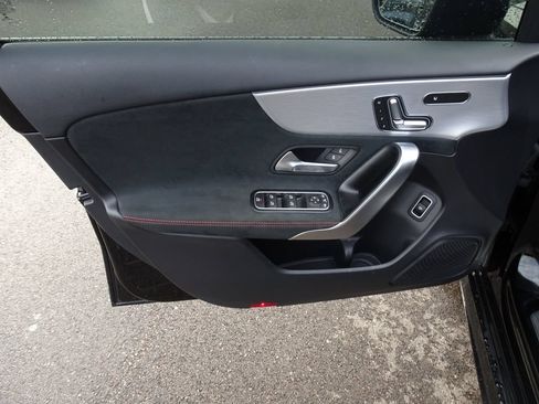 Used 2020 Mercedes-Benz A 220 4MATIC image 13