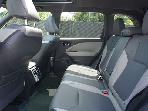 Used 2025 Subaru Forester Limited w/ Protection Package AWD/4WD image 13