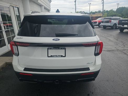 Used 2025 Ford Explorer ST-Line w/ Premium Package AWD/4WD image 5