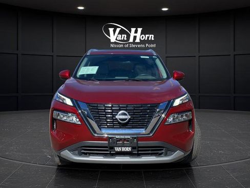 Used 2022 Nissan Rogue SV w/ SV Premium Package AWD/4WD image 2