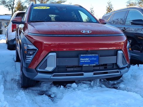 Certified 2024 Hyundai Kona Limited image 2