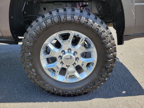 Used 2023 RAM 3500 Limited w/ Towing Technology Group AWD/4WD image 9