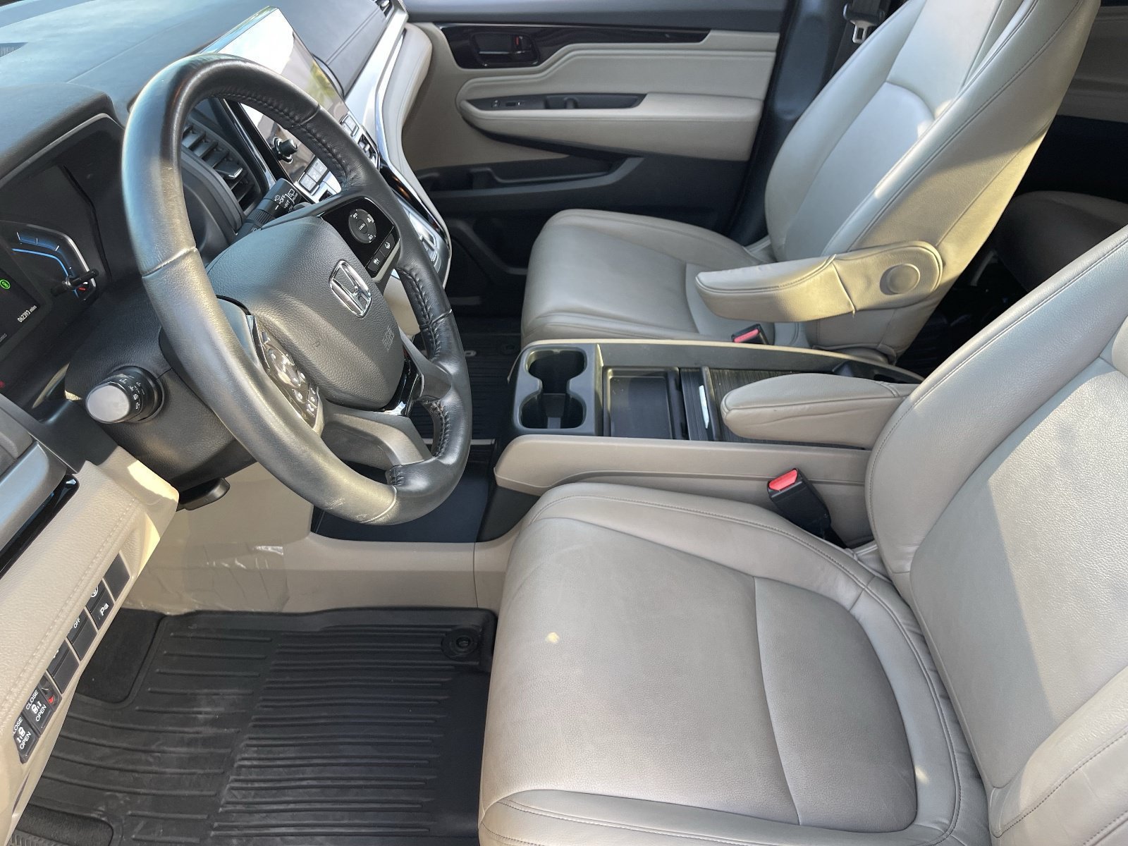 Used 2024 Honda Odyssey Touring image 22