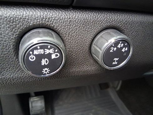 Used 2015 Chevrolet Colorado LT w/ LT Convenience Package image 13