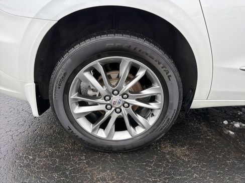 Used 2024 Buick Enclave Avenir w/ Avenir Technology Package image 30