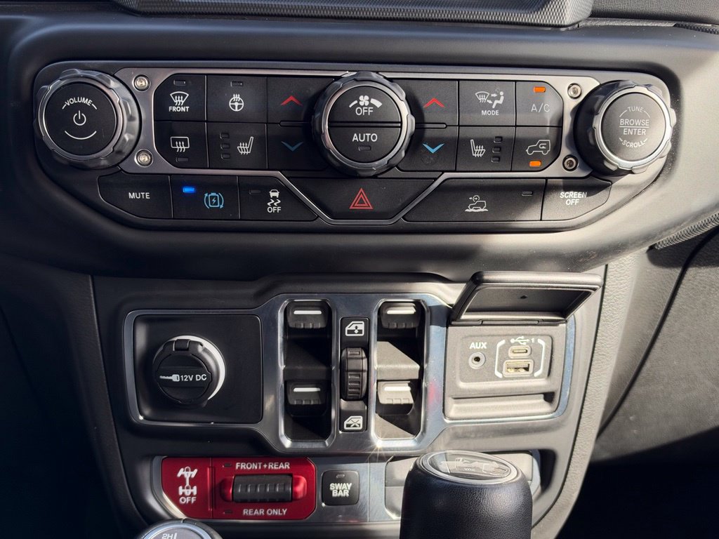 Certified 2023 Jeep Wrangler Unlimited Rubicon 4xe w/ Cold Weather Group AWD/4WD image 25