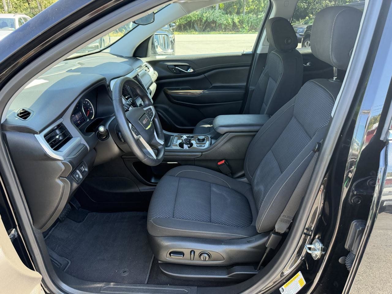 Used 2021 GMC Acadia SLE w/ Driver Convenience Package AWD/4WD image 11