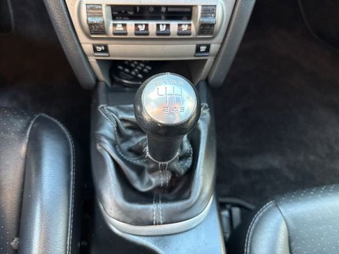 Used 2005 Porsche Boxster S image 21