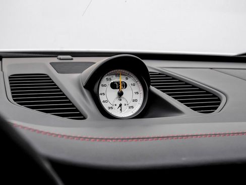 Used 2015 Porsche 911 GT3 image 28