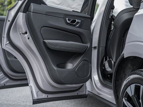 New 2026 Volvo XC60 B5 Plus w/ Protection Package Premier image 37