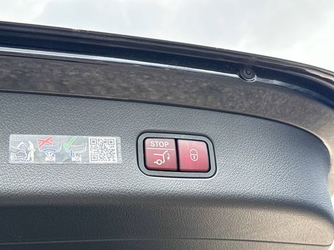 Certified 2026 Mercedes-Benz GLC 300 image 12