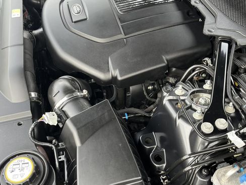 Used 2019 Land Rover Range Rover Sport HSE image 11