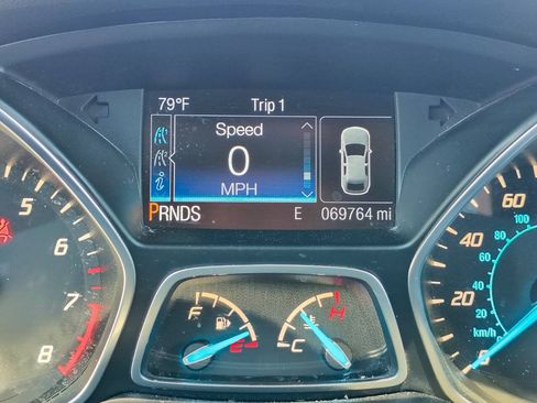 Used 2016 Ford Escape SE w/ SE Cold Weather Package AWD/4WD image 14
